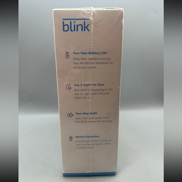 Blink Indoor 3 Camera System & Sync Module - Picture 3 of 6